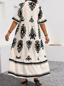 Rochie lunga de vara cu model floral elegant