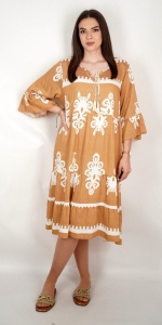 Rochie lunga de vara cu model floral elegant