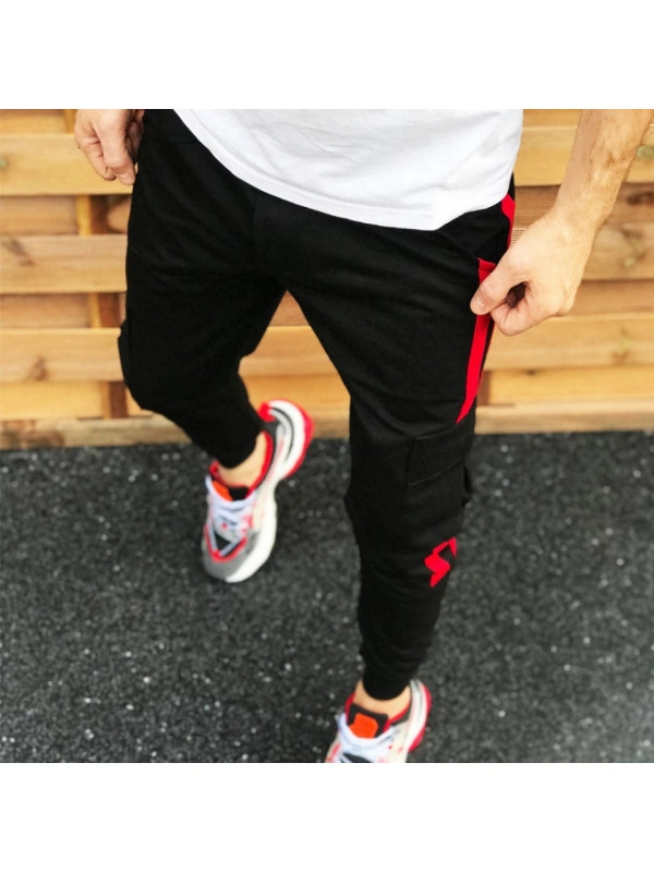 Pantaloni barbati casual negri, conici, cu dungi laterale rosii