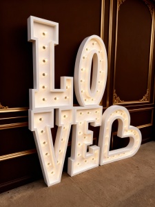 Set Litere LOVE cu LED – 100 cm | Litere Volumetrice pentru Nunți & Evenimente Romantice - Img 4