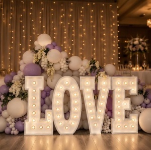 Set Litere LOVE cu LED – 120CM | Litere Volumetrice pentru Nunți & Evenimente Romantice