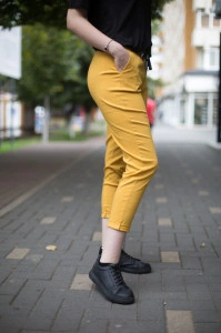 Pantaloni slim elastici casual