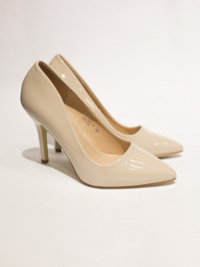 Pantofi inaltime medie confortabili