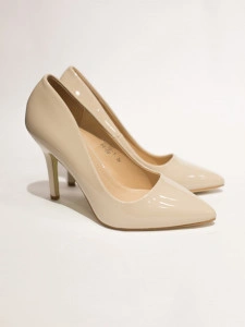 Pantofi inaltime medie confortabili