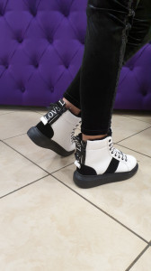 Ghete alb negru platforma siret sport