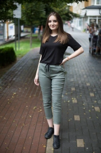 Pantaloni slim moderni elastici casual