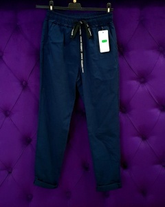 Pantaloni confortabili trend fashion casual