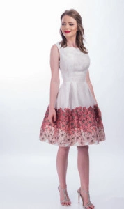 Rochie bordura flori roz