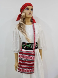 Traista Traditionala rosie