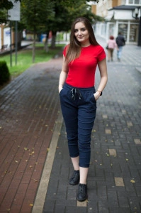Pantaloni moderni material elastic foarte confortabili 
