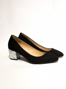 Pantofi toc gros varf ascutit