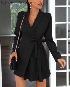 Rochie tip sacou pliseuri asimetrice cordon