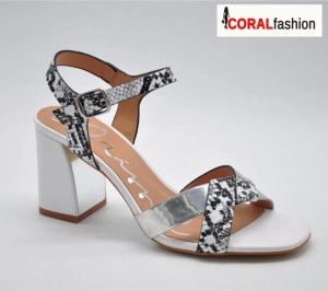 Sandale fashion vara albe decupate toc gros