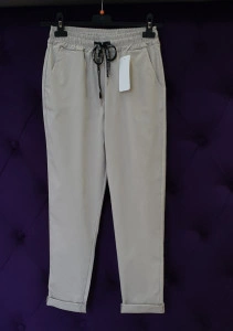 Pantaloni confortabili trend fashion casual cordon