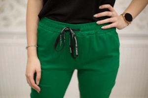 Pantaloni slim elastici casual snur