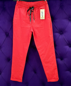 Pantaloni confortabili trend fashion moda