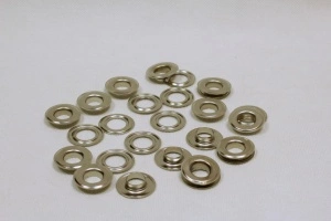 Ringlice Dim. 28