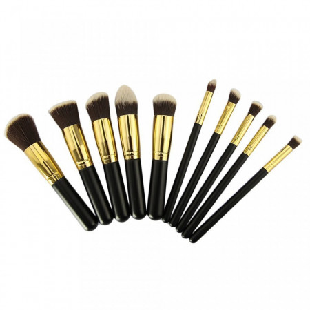 Set pensule pentru machiaj kabuki 10 bucati Lila Rossa