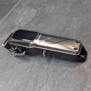 Mașină de Tuns Profesională cu Baterie 2000mAh, Autonomie 180 Min, Ecran LCD, 6 Grătare - Img 8
