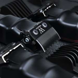 WMARK NG-1001 – Mașină de tuns profesională fără fir, 6600 RPM, lamă Zero Overlap, baterie 2500 mAh, autonomie 300 min, neagra - Img 3