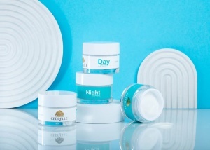 Set Crema de Zi SPF 25 + Crema de Noapte – Acid Hialuronic, Vitamina B5 și Ulei de Cedru, 50 gr + 50 gr, Cedrelle - Img 4