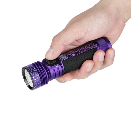 Olight Seeker 4 Pro Cyber Violet - Img 2