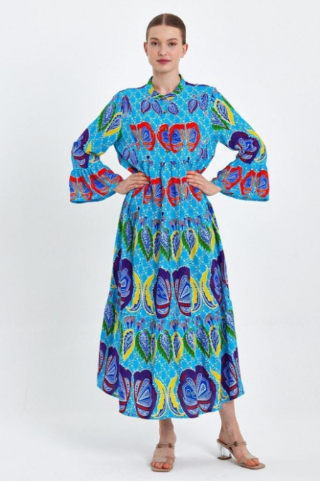 Rochie cu imprimeu boho pe fond albastru, din vascoza