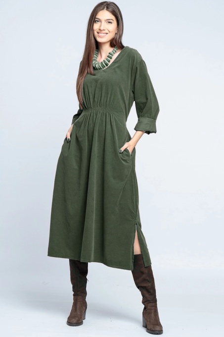 Rochie din catifea reiata kaki, cu elastic sub bust