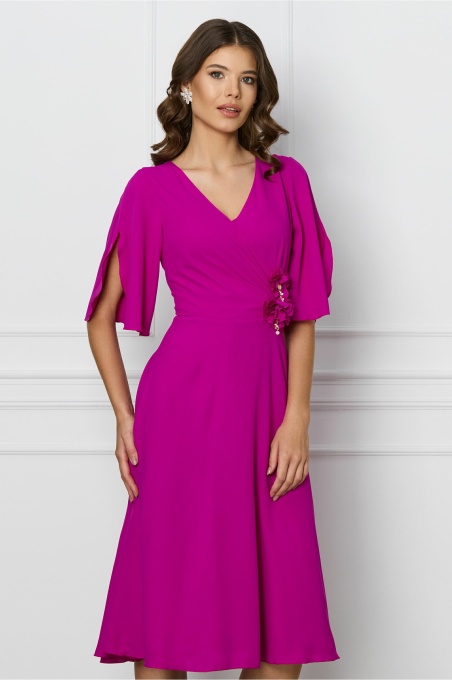Rochie Iulia fucsia cu aplicatii florale in talie