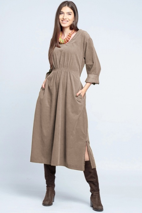 Rochie din catifea reiata bej, cu elastic sub bust