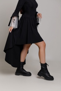 Rochie VALERYN neagră cu mânecă clopot din tul alb