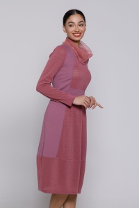 RAELYN midi dress in raspberry knit and plush - Img 2