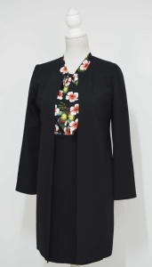 Compleu cardigan si fusta neagra cu bluza Lora - Img 1