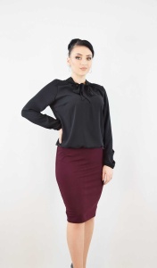 Compleu cardigan visiniu cu fusta visinie si bluza neagra simpla - Img 2
