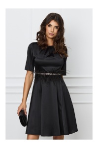 Rochie DY Fashion neagra cu cordon din pene si strasuri in talie