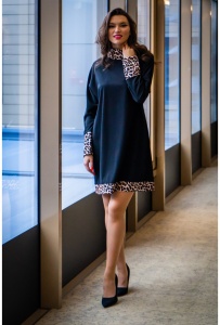 Rochie evazata neagra cu insertii cu animal print bej