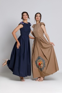 Rochie elegantă CHLOE cappuccino cu broderie - Img 1