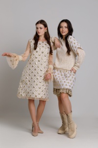 ORELIA 24 dress in gold brocade and tulle with floral embroidery - Img 3