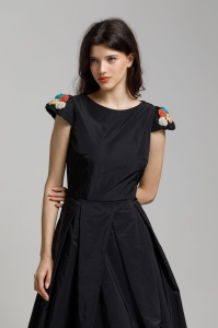 Rochie CHLOE neagra cu broderie - Img 3