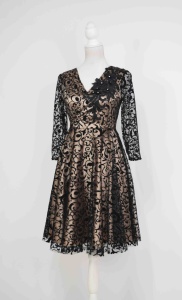 Rochie de ocazie clos bej-auriu cu broderie 3d Caroline - Img 1
