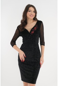 Rochie eleganta din catifea neagra cu broderie bordo
