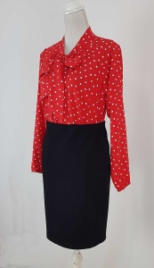Compleu cardigan si fusta neagra cu bluzita rosie cu buline - Img 3