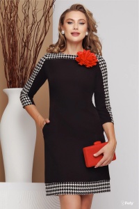 Rochie de zi in A cu imprimeu pied du coq si floare rosie
