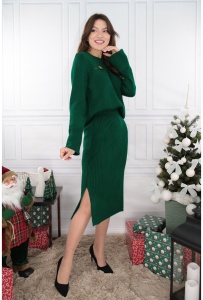 Compleu - bluza si fusta din tricot verde-smarald
