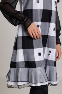 DENISE viscose black and white checked dress - Img 4