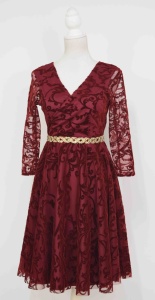 Rochie de ocazie din broderie de catifea visinie cu accesoriu auriu - Img 1