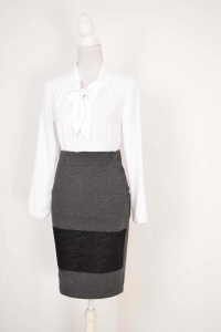 Compleu cardigan cu fusta gri cu broderie si bluza alba - Img 2