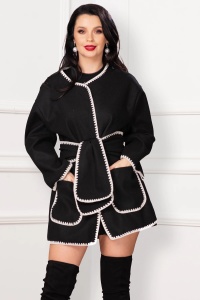 Jacheta neagra eleganta conturata cu broderie alba