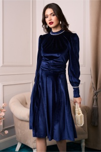 Rochie DY Fashion eleganta din catifea bleumarin cu perle la guler si mansete