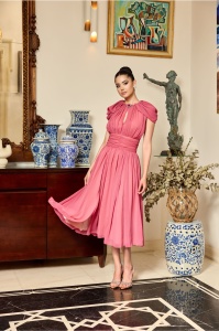 Rochie DY Fashion roz din voal cu accesoriu